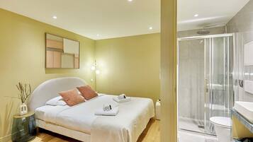 1 bedroom, desk, iron/ironing board, bed sheets