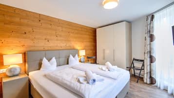 3 Schlafzimmer, Reisekinderbett, kostenloses WLAN