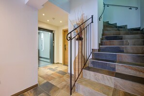 Interior - Brunner Apartment near the Markbachjoch cable car (Wildschönau)