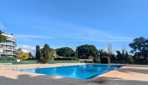 Pool - Apartment for 4, pool, AC, Wi-Fi, parking, 300m from the beach (Mandelieu-la-Napoule)
