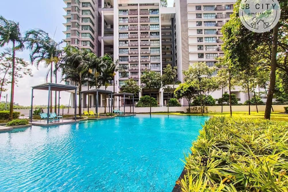 Medini Signature by SR Home