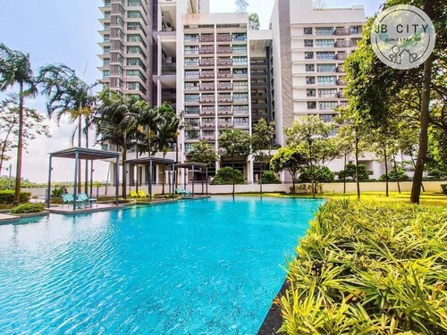 Medini Signature by SR Home