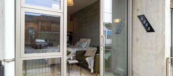 Petone City Studio with Balcony