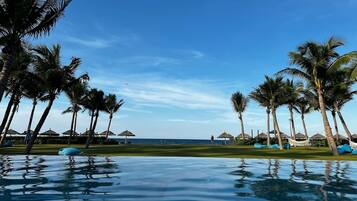 Indoor pool, outdoor pool, open open 24 hours a day, free pool cabanas