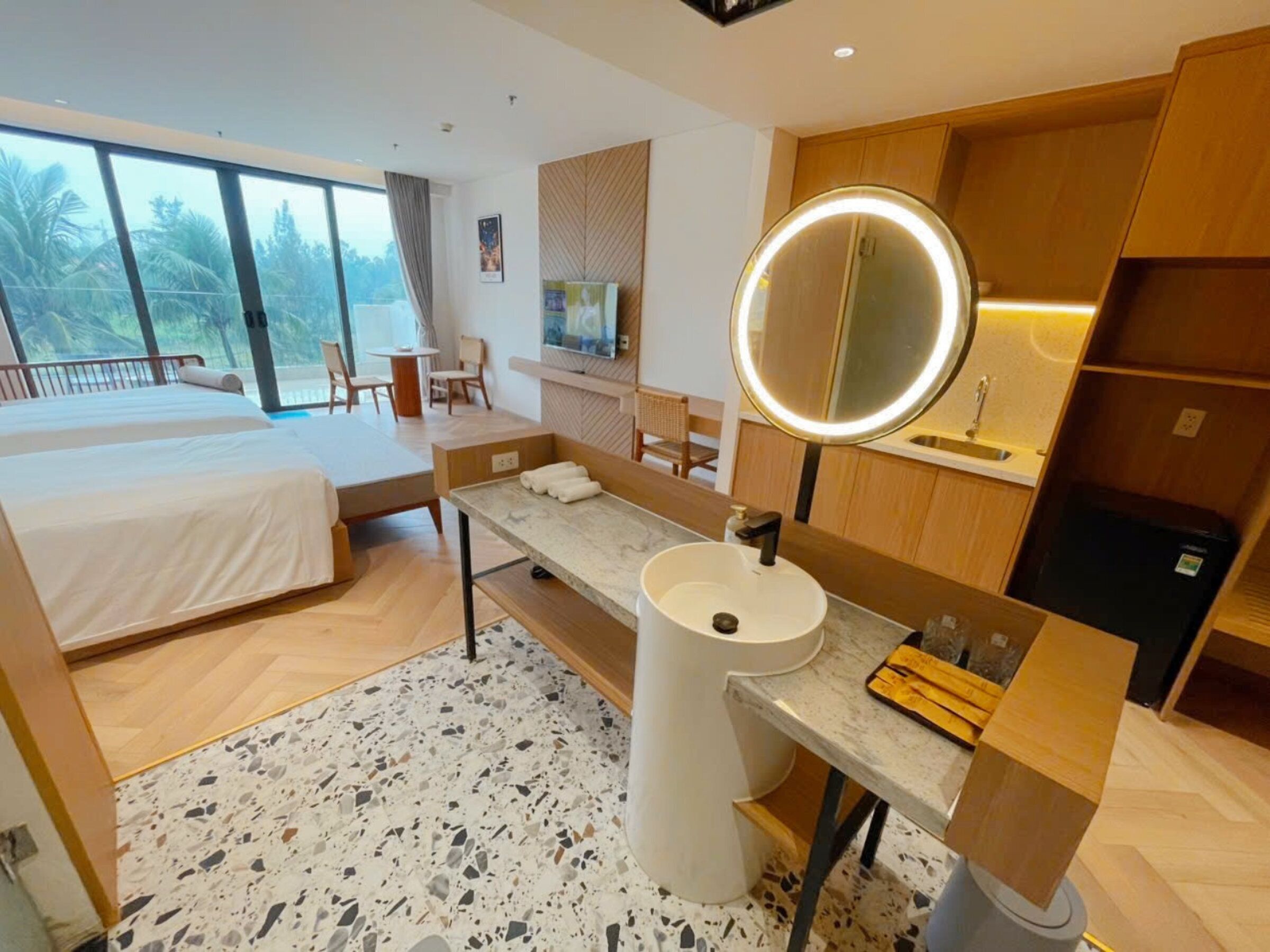 المنشأة من الخارج