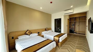 Iron/ironing board, free WiFi