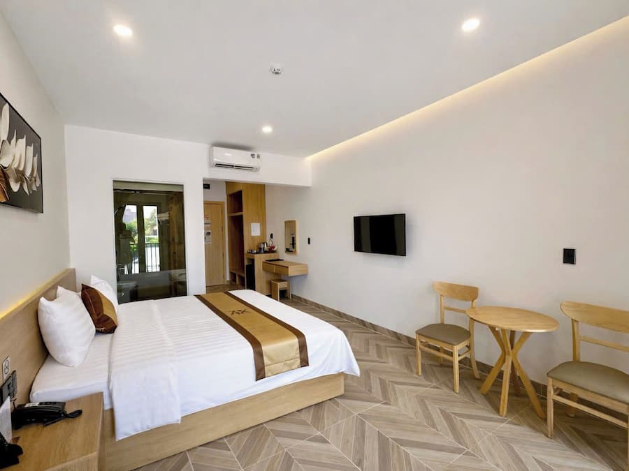 Doppia Executive, balcone, vista città | Minibar, insonorizzazione, ferro/asse da stiro, Wi-Fi gratuito