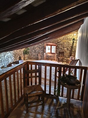 Interior - Antic Can Poi: Medieval masía with modern comfort in La Garriga (La Garriga)