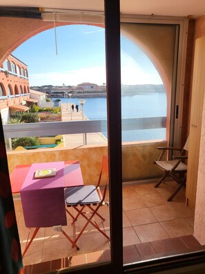 Interior - Large studio with view of Salses lake (Le Barcarès)