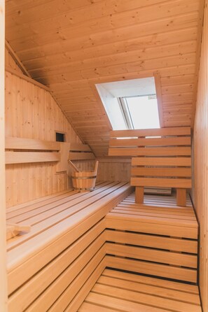 Sauna - Hinnerk's Huus, a gem between fresh and salt water - Gulfhof Wangermeer (Wangerland)