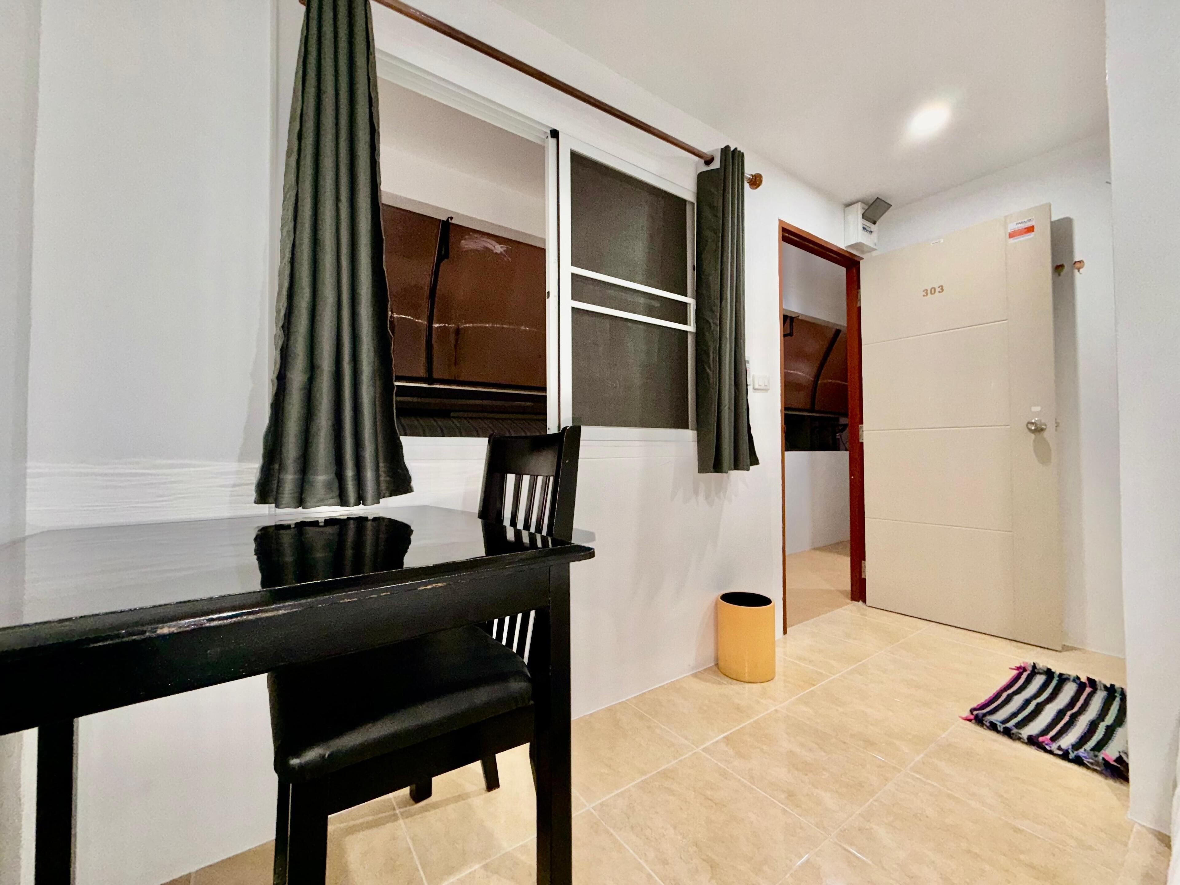 Standard Double Room | Desk, free WiFi