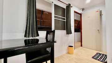 Standard Double Room | Desk, free WiFi