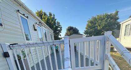 Singh&Leite Family Caravan 10