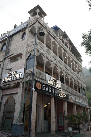 Façade de l’hébergement