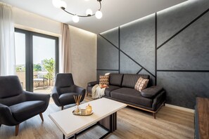 Luxury Apartment, City View | Blackout drapes, soundproofing, free WiFi - Manu Art Living (Bucharest)