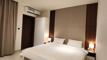 Habitación doble estándar | Escritorio, espacio para trabajar con laptop y wifi gratis