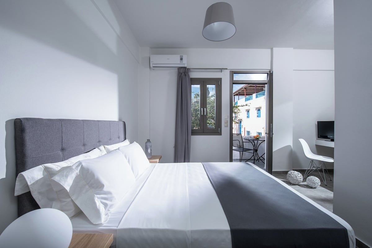 Una cassaforte in camera, ferro/asse da stiro, Wi-Fi gratuito