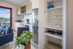 Private kitchen - The Zen Den - Secret Refuge on Birch Street (Lower Hutt)