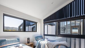 Room - Dreamcatcher Cottage - 2-BR Mystic Moonrise (Lower Hutt)