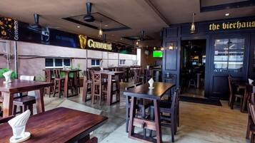 In-room safe, free WiFi