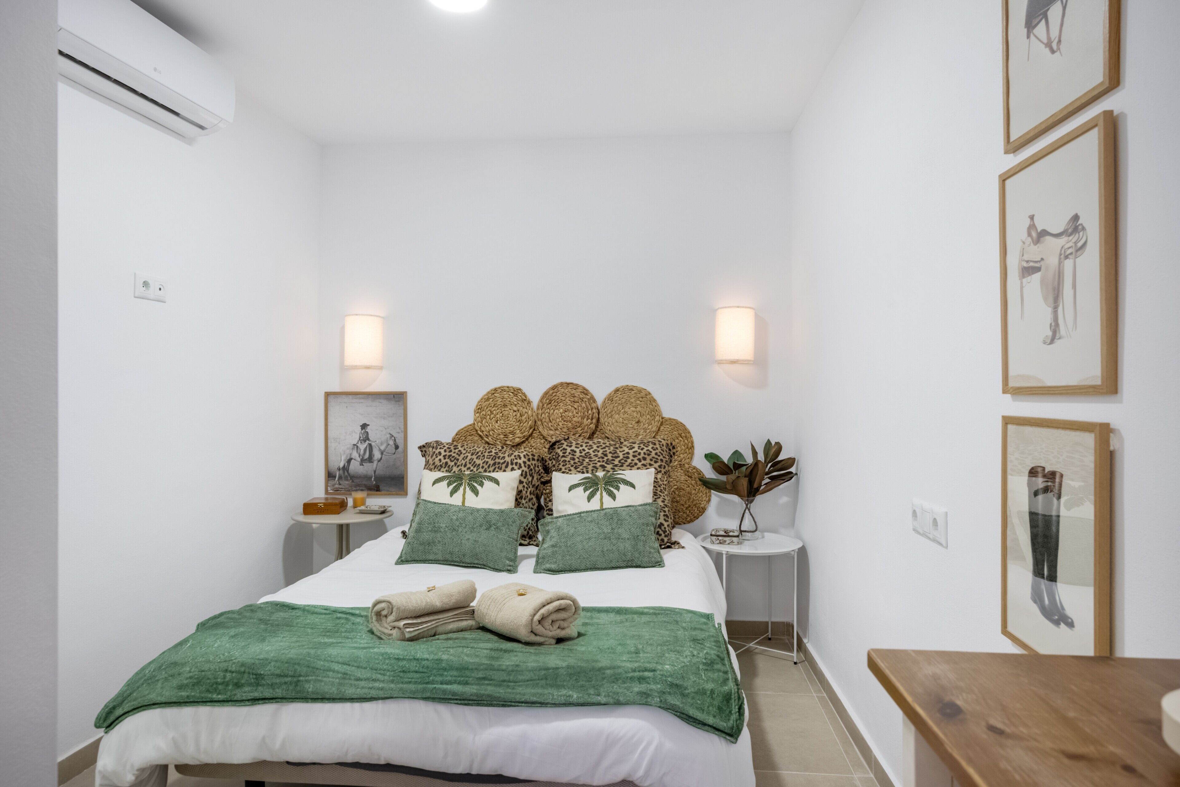 Fer et planche à repasser, Wi-Fi, draps fournis