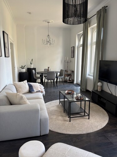 Bright apartment with balcony directly opposite the Emser Therme