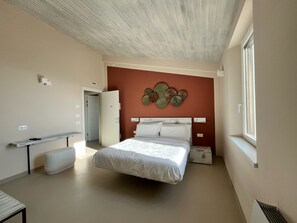 Deluxe Double Room, Hill View | In-room safe, desk, blackout drapes, soundproofing