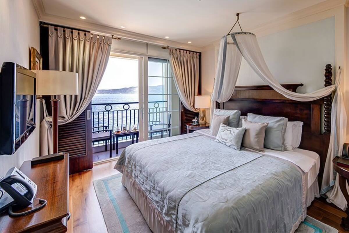 Suite, Sea View | Free WiFi