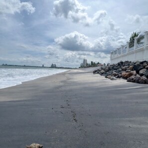 Beach - 🌴 Private Beachfront Oasis in Playa Malibu 🌊 (Provincia de Panamá Oeste)