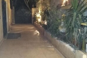 Property grounds - Timo Pyramids View : Deluxe Queen Room (Giza Governorate)