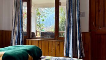 Deluxe Room, Mountain View | Free WiFi