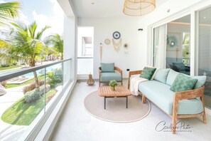 Property grounds - Aqua Esmeralda • Beachfront Apartment Martinica 202 (Dominicus)