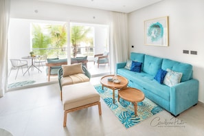 Living area - Aqua Esmeralda • Beachfront Apartment Martinica 202 (Dominicus)