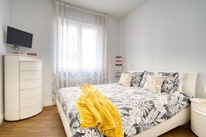 1 bedroom, iron/ironing board