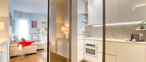 Réfrigérateur, micro-ondes, lave-vaisselle