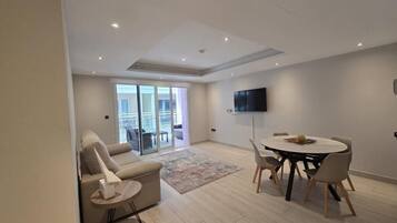 Luxury Apartment, Private Pool, Ocean View | Living area