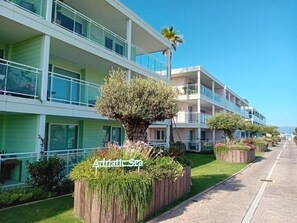 Exterior - Luxury Marina Apartment - Self Catering (Gibraltar)