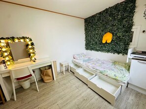 WiFi - POOH_Serene studio with AC in charming Ewha Univ. (Seodaemun-gu,)