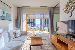 TV - Intempo by Holuxe - 051 - 5th floor (Benidorm)