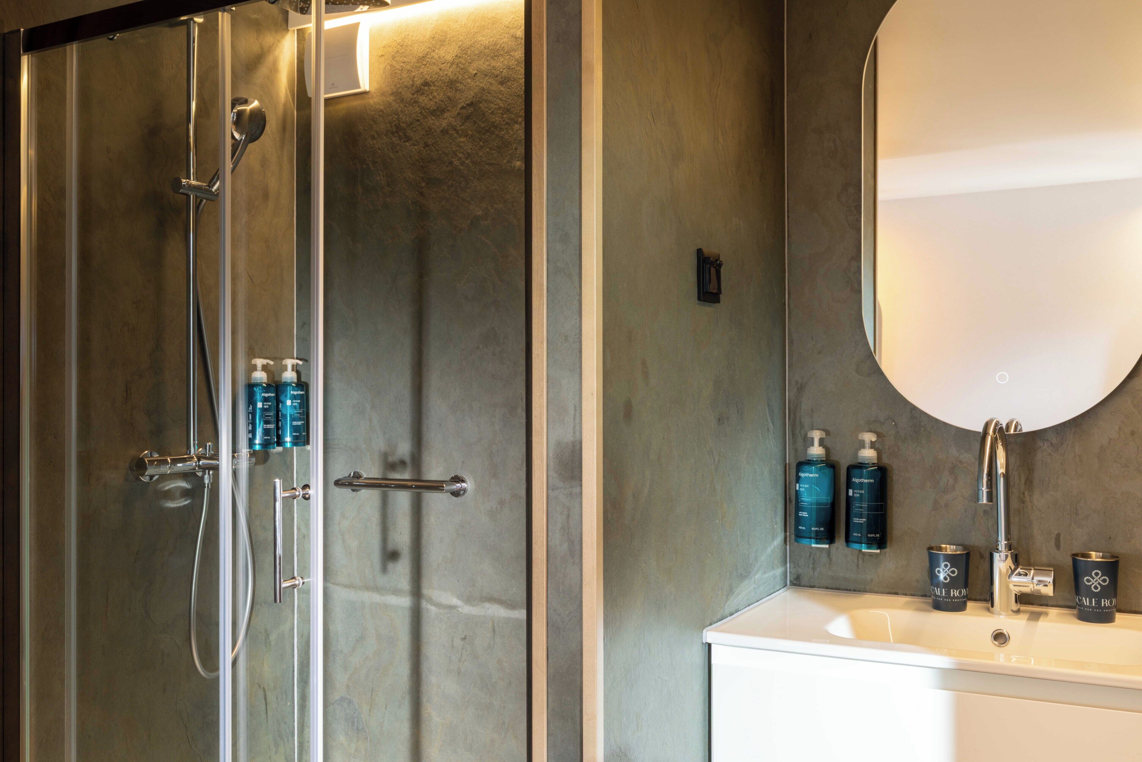 Suite Deluxe, 1 cama King size, vista al lago | Baño