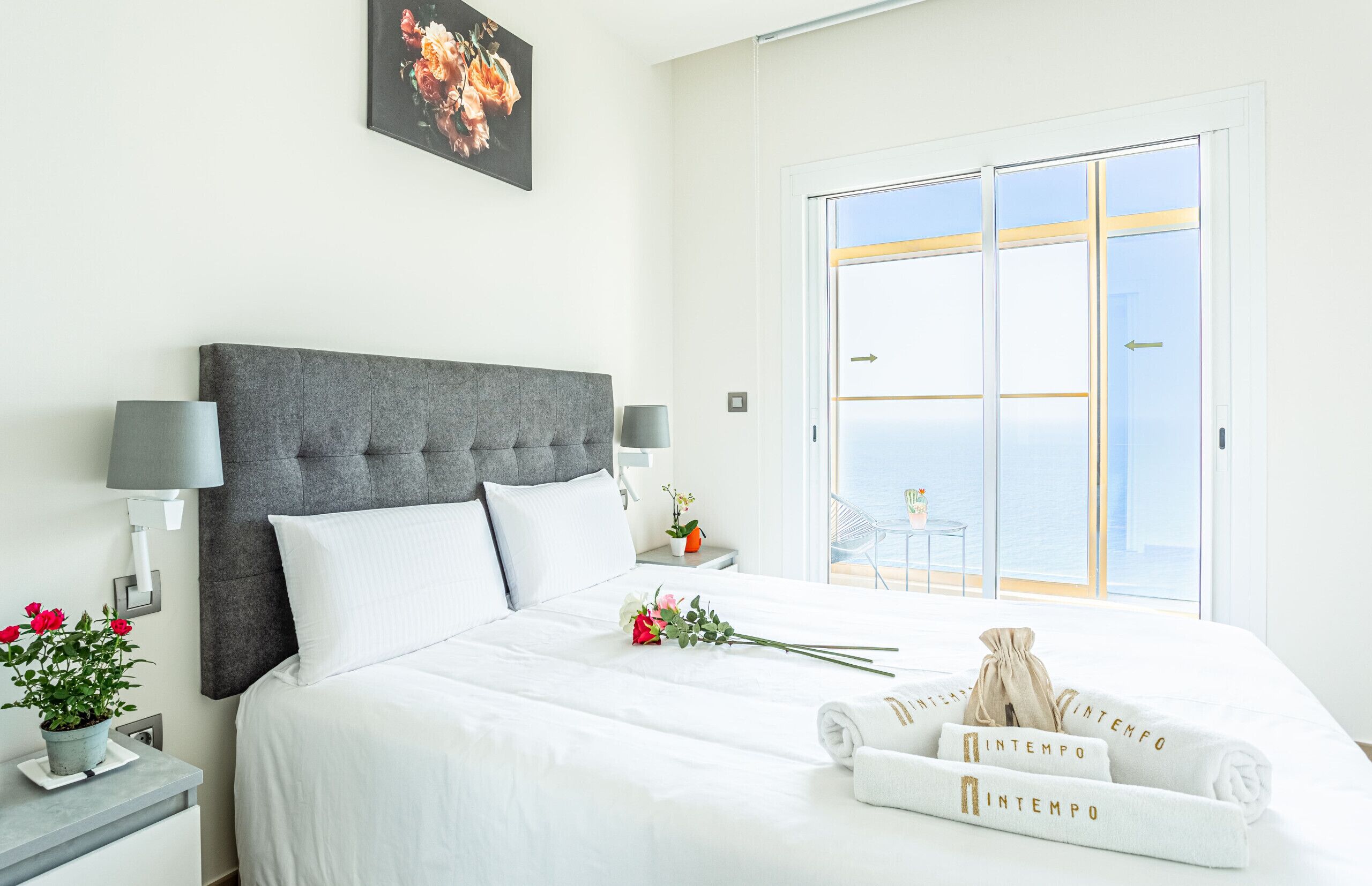 مكواة/لوح كي وواي فاي مجانًا وملاءات أسرّة