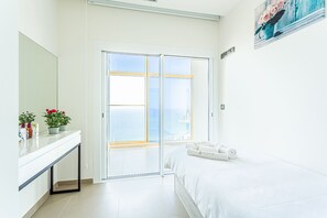 2 bedrooms, iron/ironing board, free WiFi, bed sheets - Intempo by Holuxe - 272 - 27th floor (Benidorm)