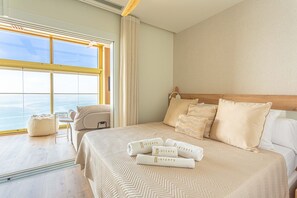 Iron/ironing board, free WiFi, bed sheets, wheelchair access - Intempo by Holuxe - 354 - 35th floor (Benidorm)
