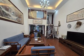 Interior - 地铁口LOFT复古小别墅 (Xiamen)