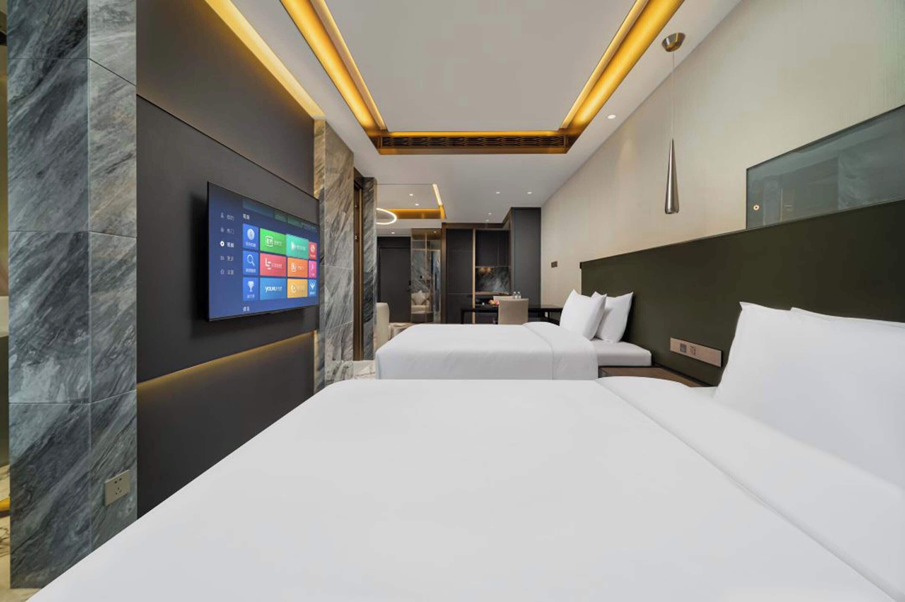 奢華雙床房, 城市景 | 書桌、手提電腦工作空間、遮光窗簾/窗簾、隔音