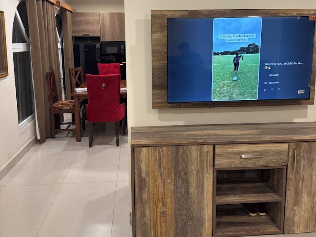 Deluxe Double Room, Mountain View | Living area