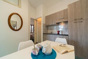 Dining - Roberto - Villa Marinella (Porto Azzurro)