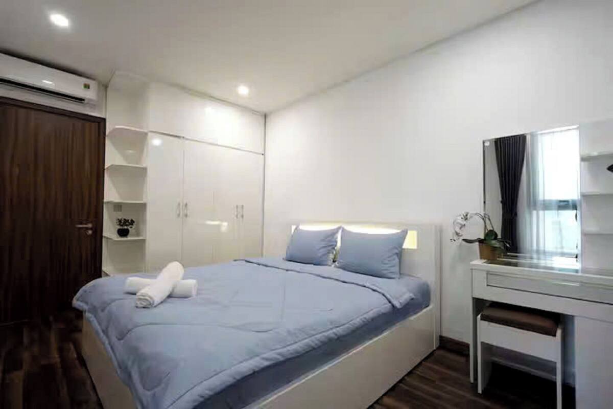 Suite Présidentielle, 2 chambres, accès au salon club, vue ville | Draps en coton égyptien, literie de qualité supérieure