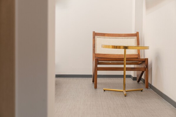 Deluxe Double Room | In-room business center - Hotel YAJA Namchuncheon (Chuncheon)