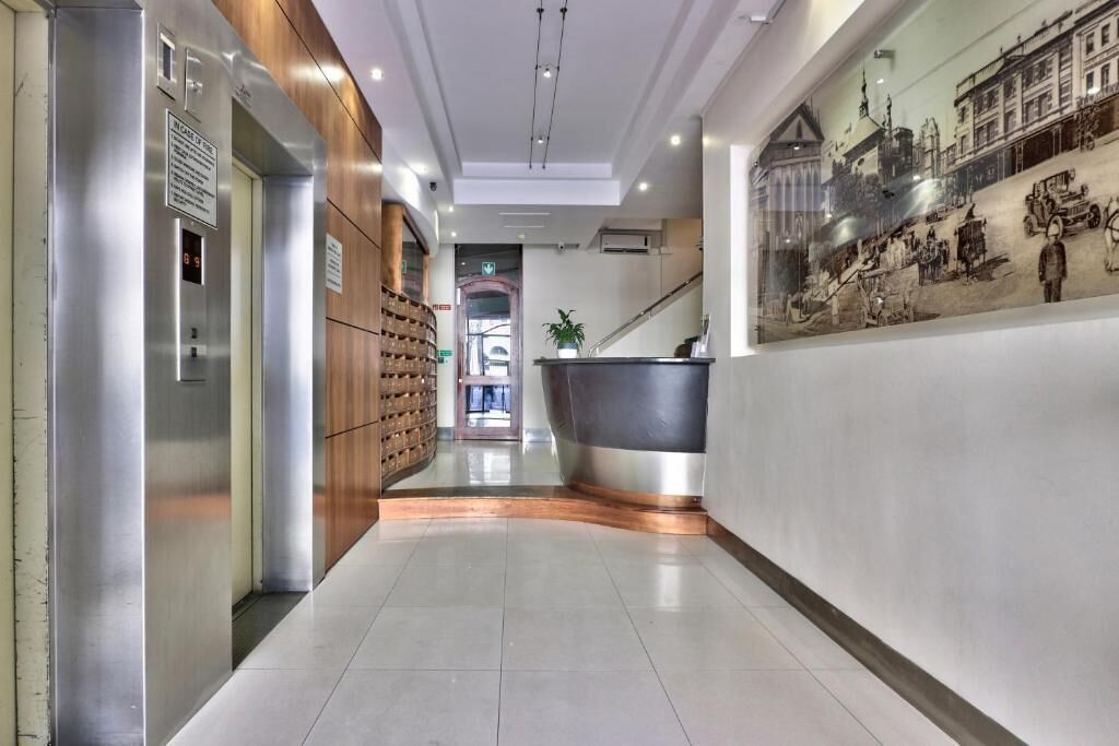 Deluxe Apartment, Mountain View | Lobby